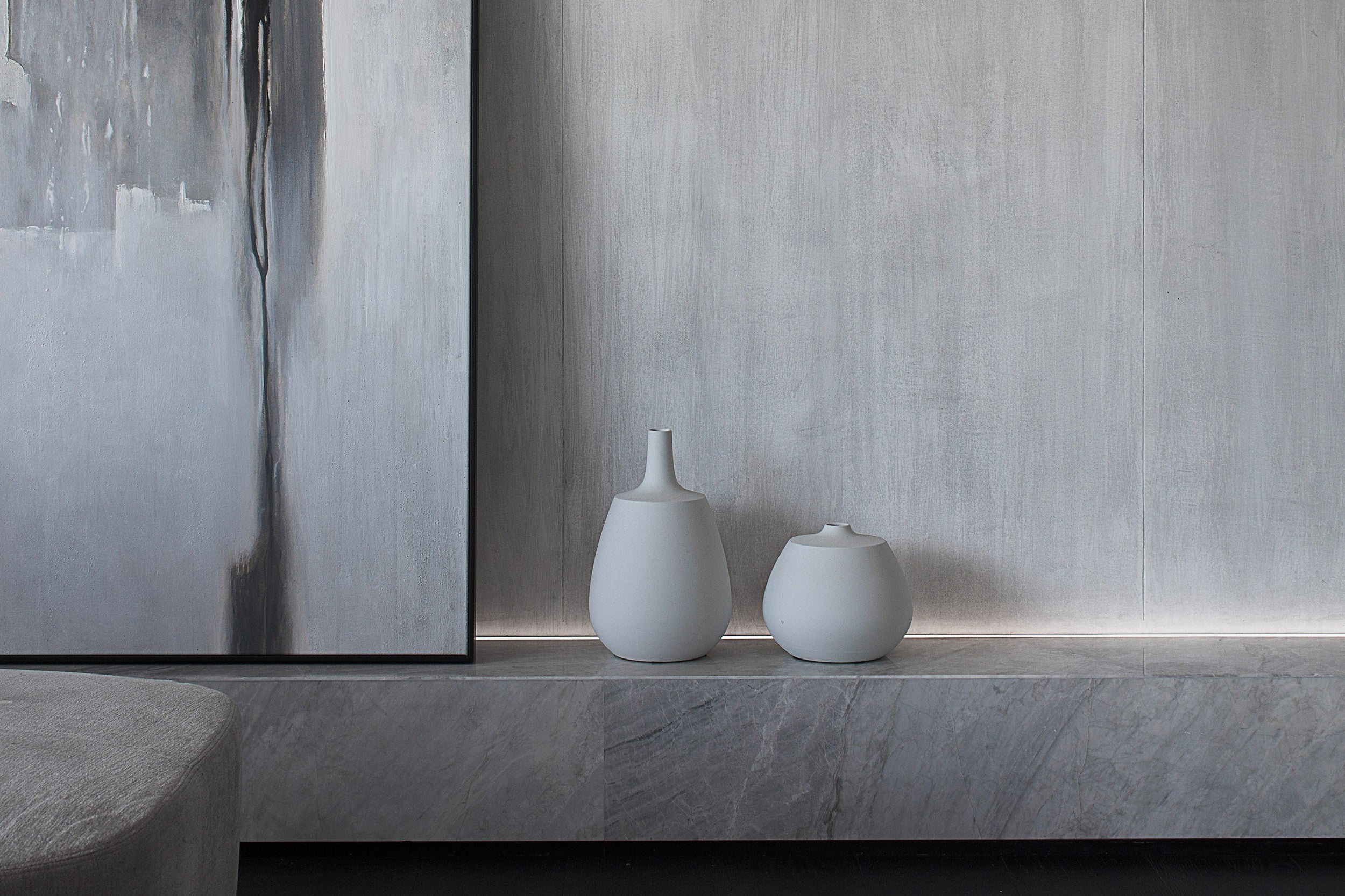 Mikro Betonla Sadelik: Ionic House’un Zamansız Parçaları